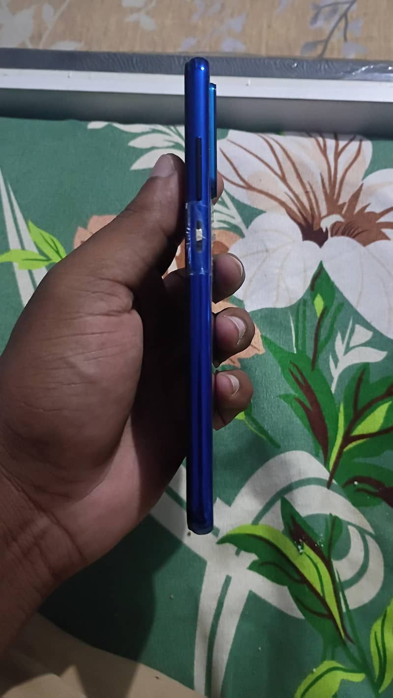 Xiaomi Redmi Note 8 4
