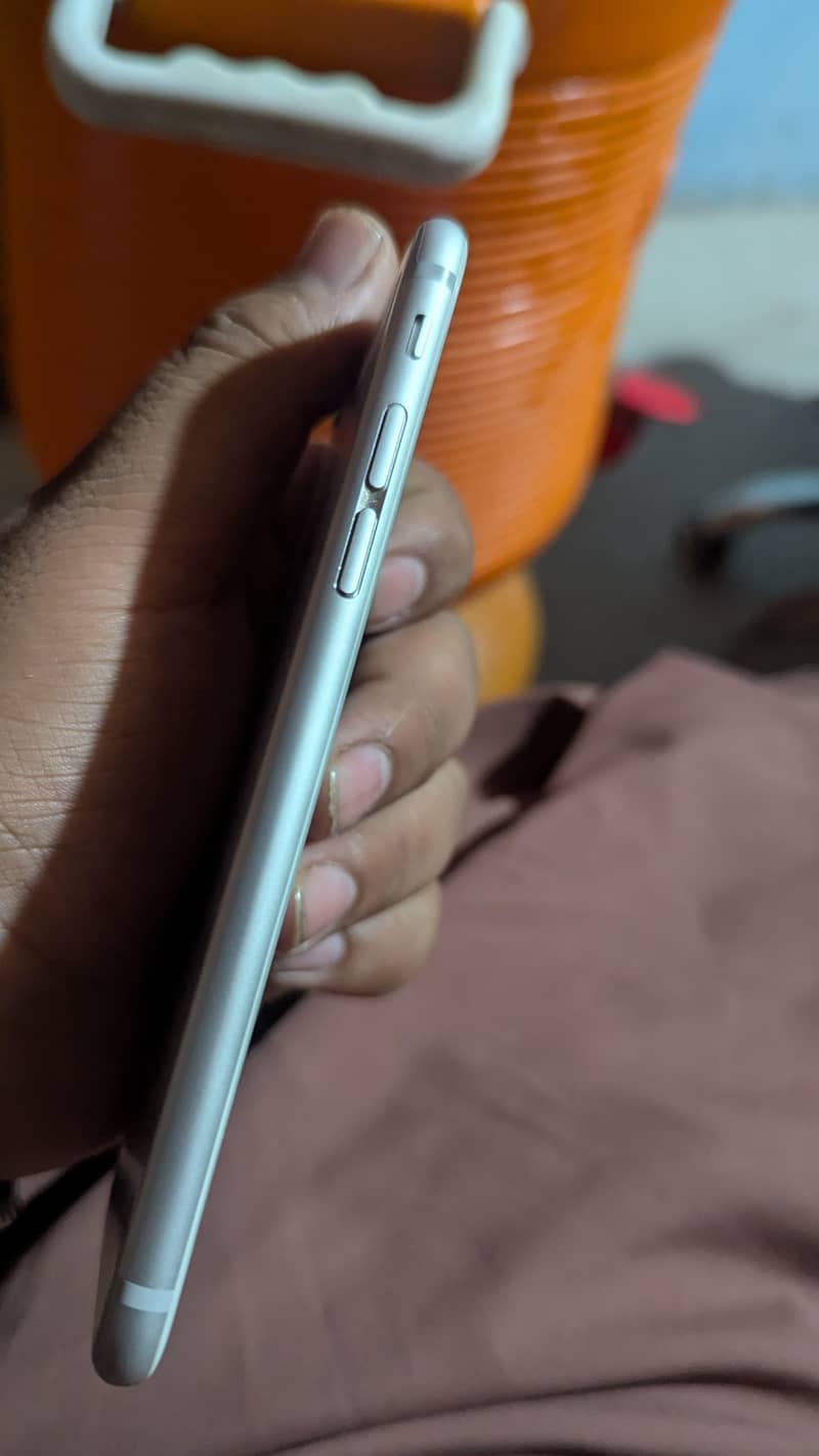 Apple iPhone 6 3