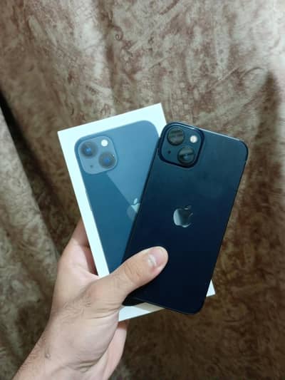 iPhone 13 128gb jv with box