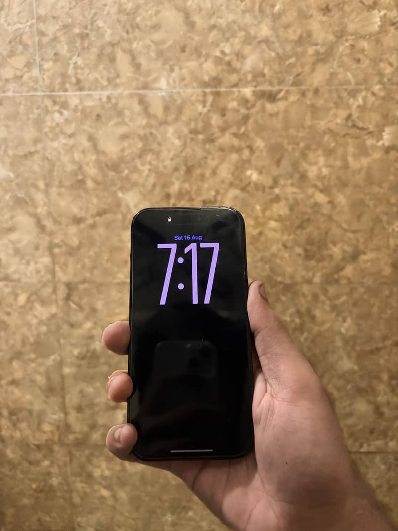 Apple iPhone 14 Pro 2