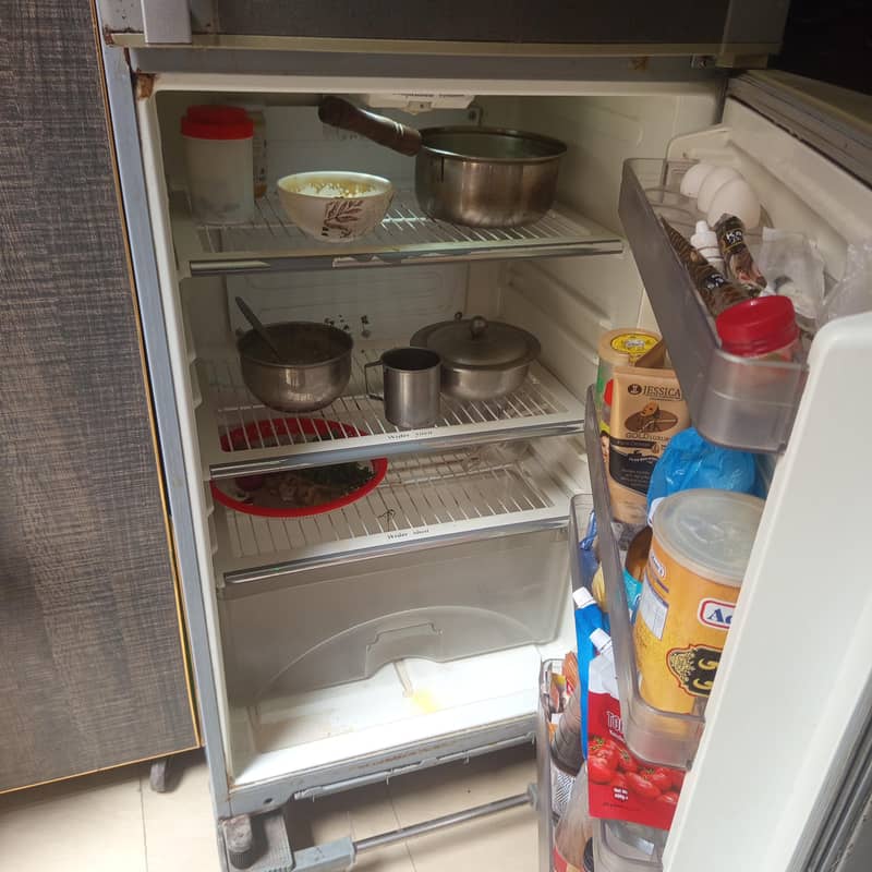 Dawlance fridge 2