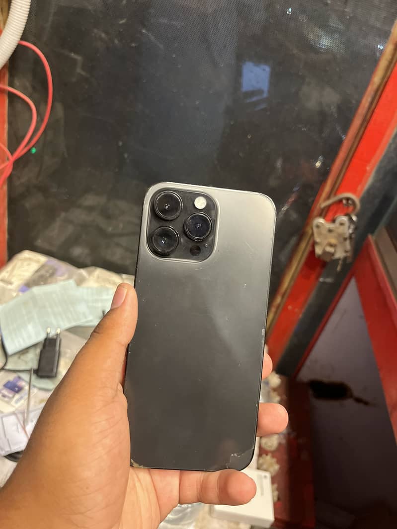 Apple iPhone 14 Pro Max 2