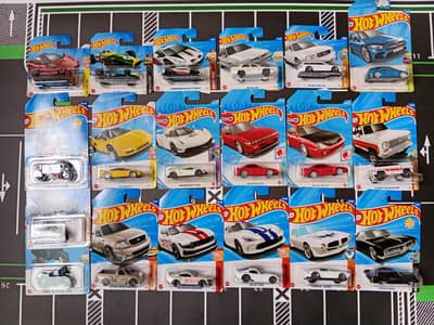 Hot Wheels Mainlines and 5-Car packs