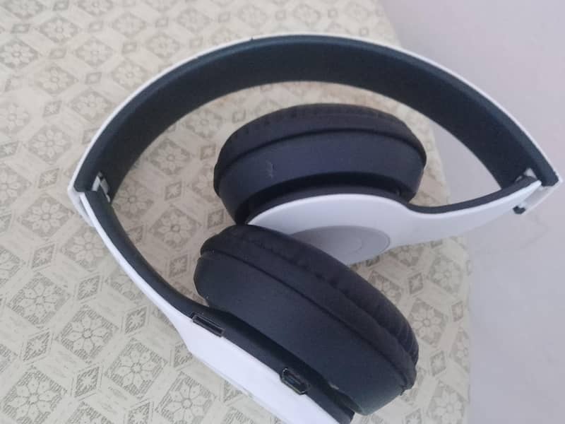 headphone P47 1