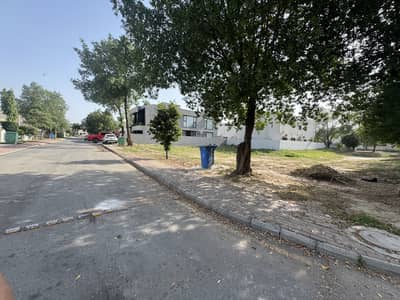 One Kanal Residential Plot For Sale In Block Bahria Town Lahore
