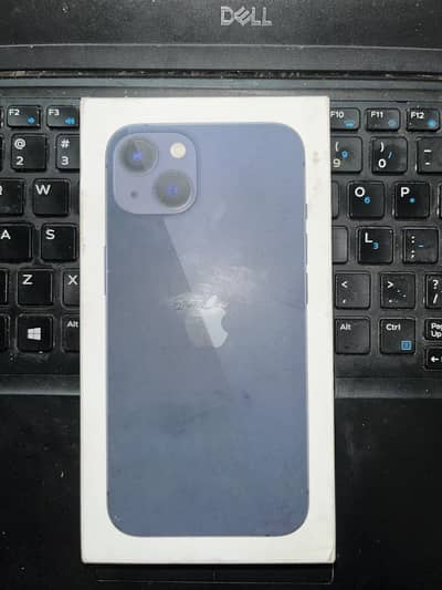 IPHONE 13 jv under full apple warranty with box 128gb