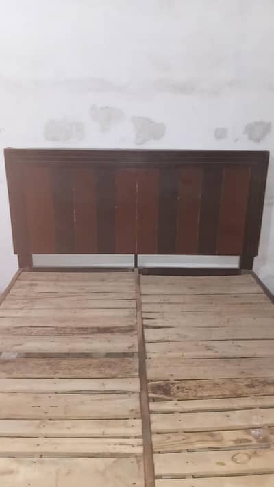 Wooden Double Bed – Strong & Durable | Used
