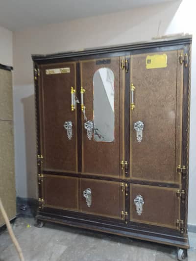 Heavy Duty Full steel / 3 Door Almari for Sale
