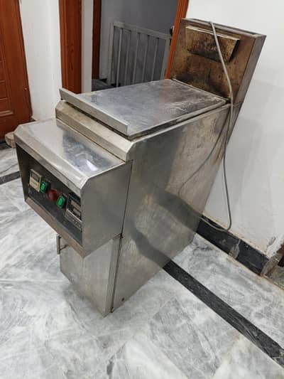 Zinger fryer - Deep Fryer - Shawarma Fryer -12 liter Fryer Total new