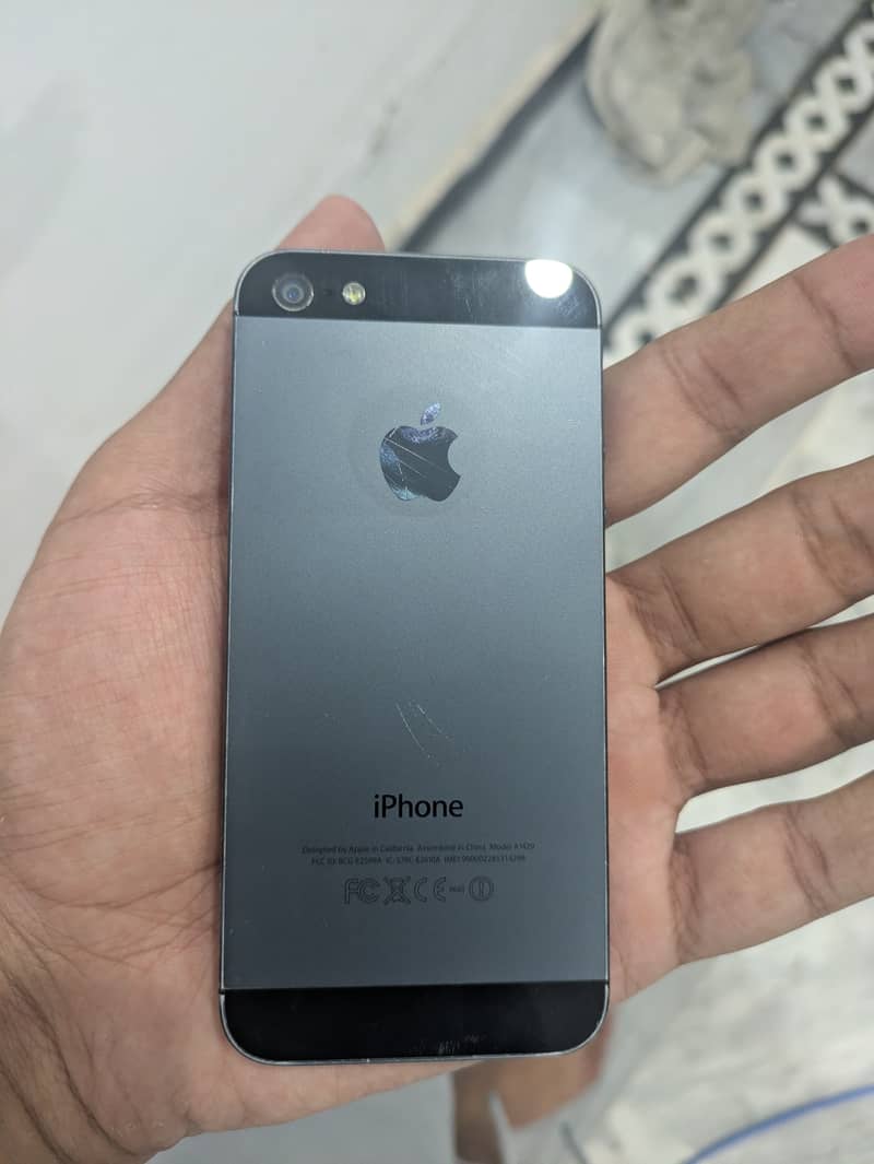 Apple iPhone 5 0