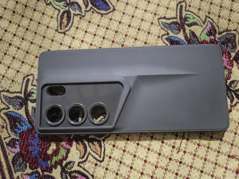 Tecno CAMON 40 Pro 13