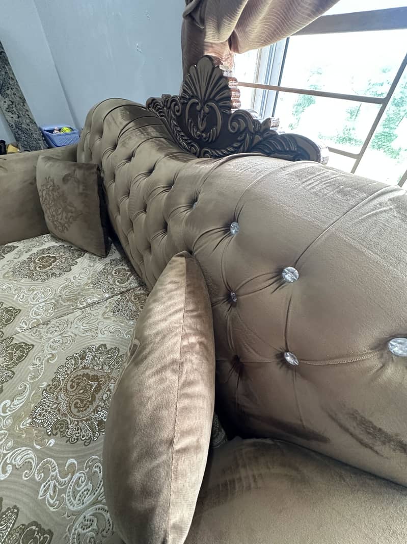 Sofa set 0