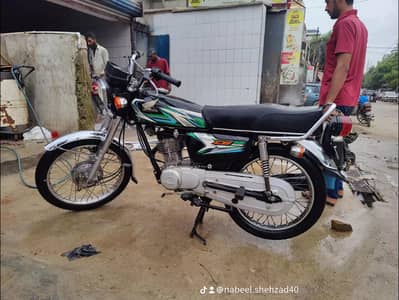 honda 125 karachi number