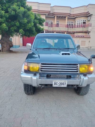 Mitsubishi Pajero 1993