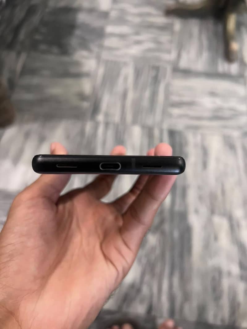 Google Pixel 6a 3