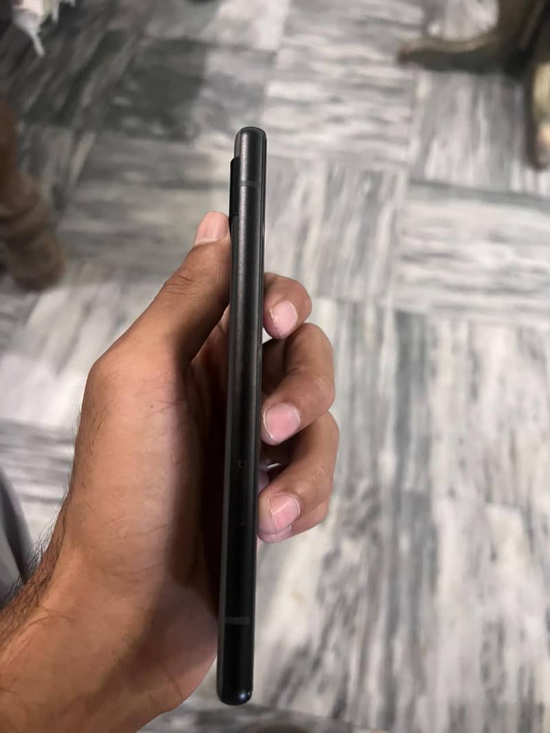 Google Pixel 6a 5