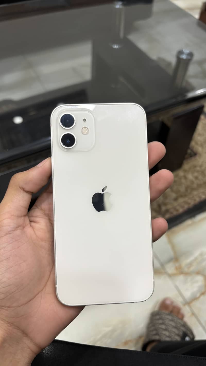 Apple iPhone 12 0