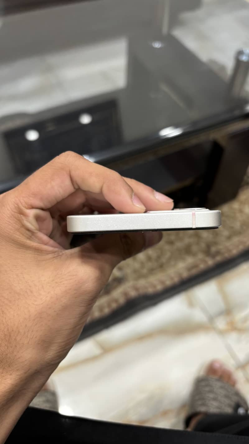 Apple iPhone 12 1