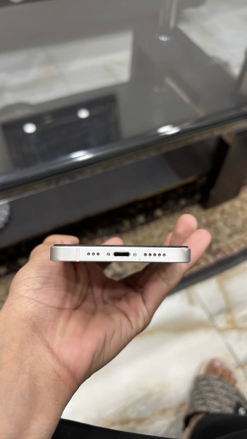 Apple iPhone 12 3