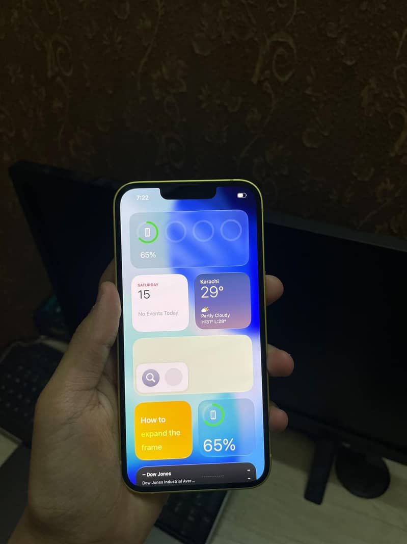 Apple iPhone 14 3