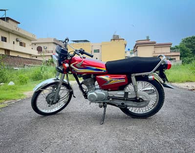 Honda CG 125 19 model in clean condition