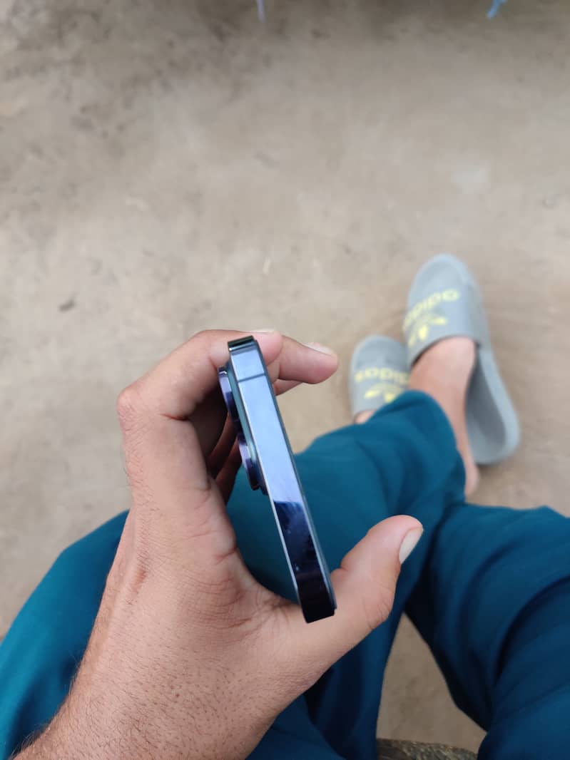 Apple iPhone 14 Pro Max 5