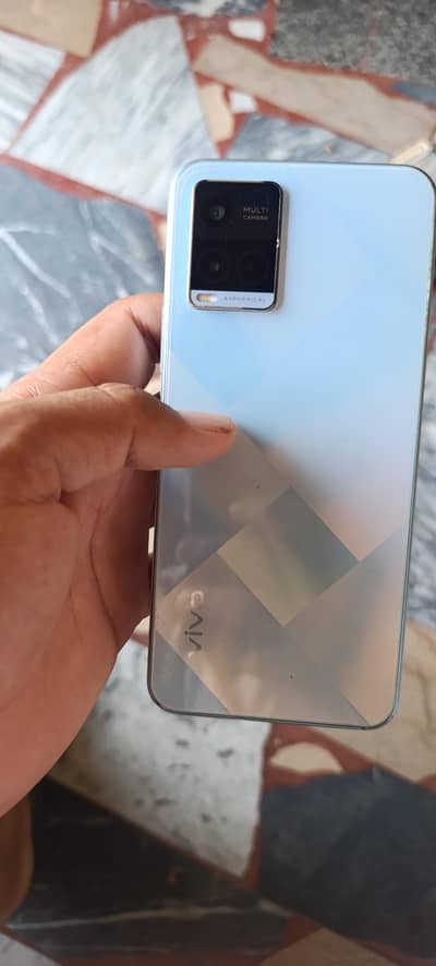 Vivo Y21
