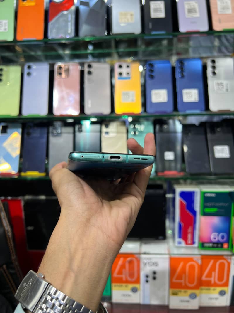 One Plus 8T 3