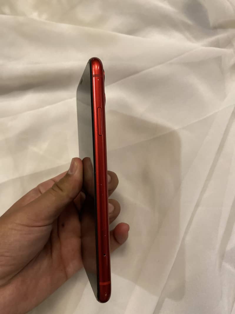 Apple iPhone 11 2