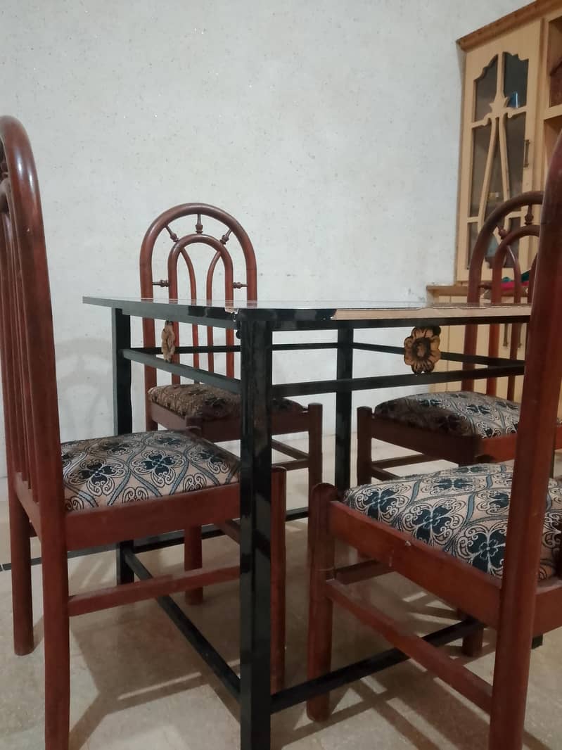 dining table & 5 seater sofa 7