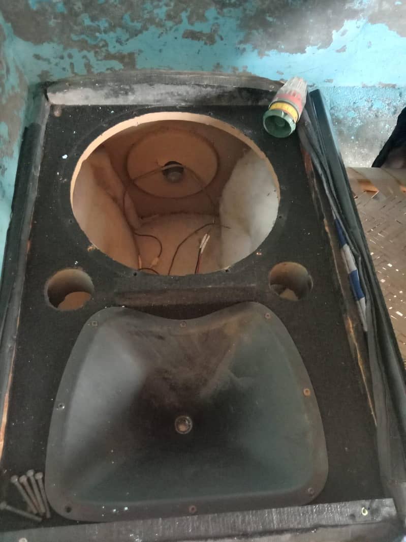 Speakers 2