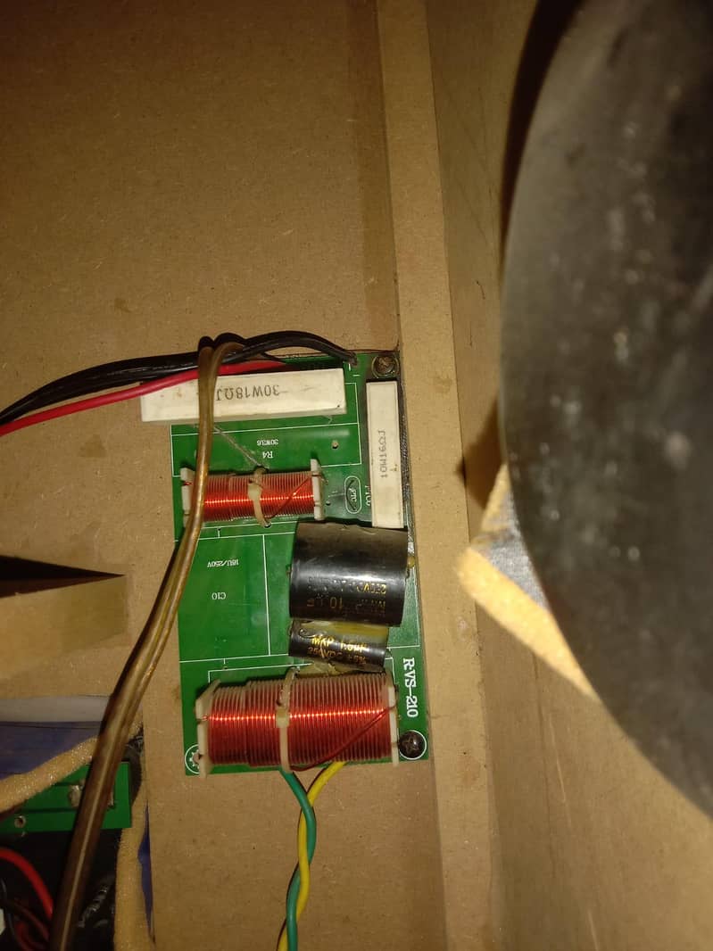 Speakers 4