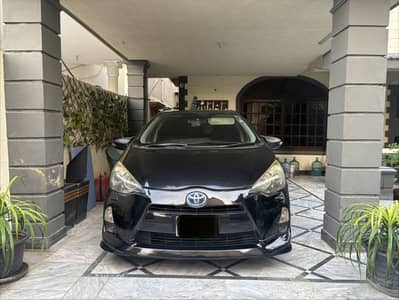 Toyota Aqua 2012