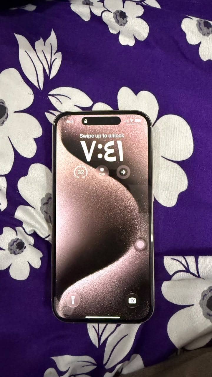 Apple iPhone 15 Pro 1