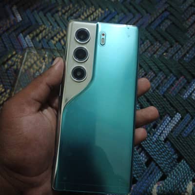 Tecno CAMON 40 Pro