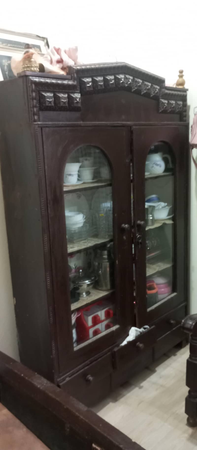 استعمال شدہ فرنیچر 5