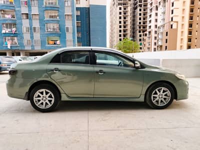 Toyota Corolla Altis 2011