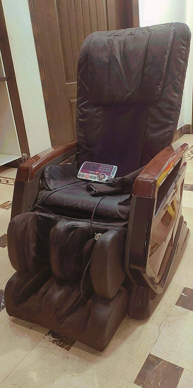 message chair 4