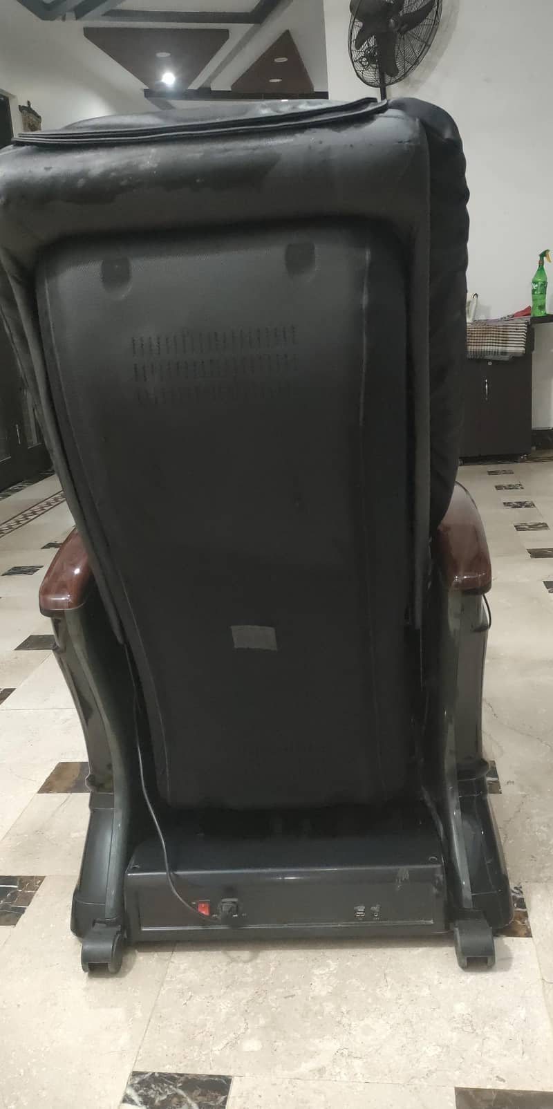 message chair 6