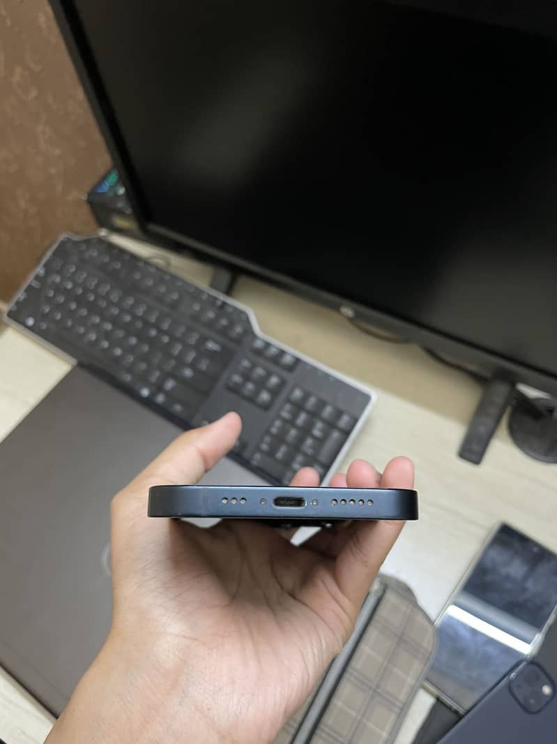 Apple iPhone 14 4