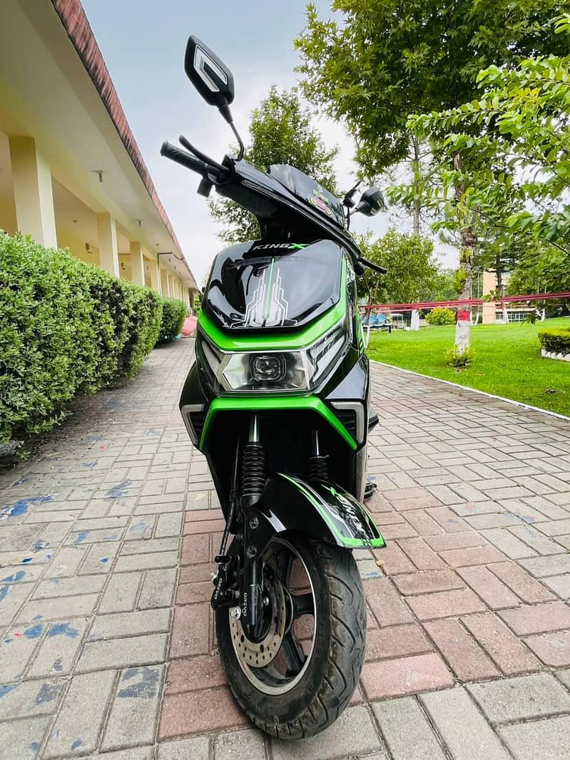 scooty 4
