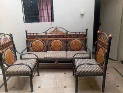 metal body 5 seater sofa