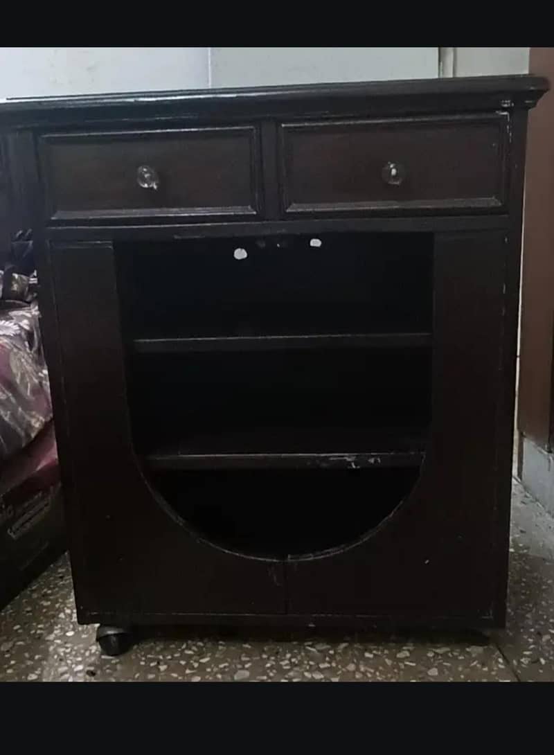 TV trolley 2