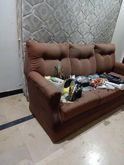 3 seater old sofa for sale in very cheap price