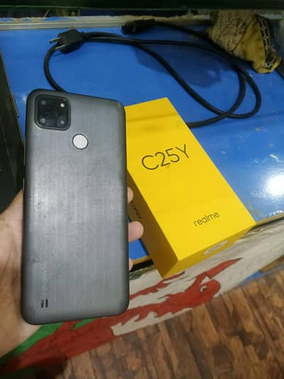 Realme C25Y