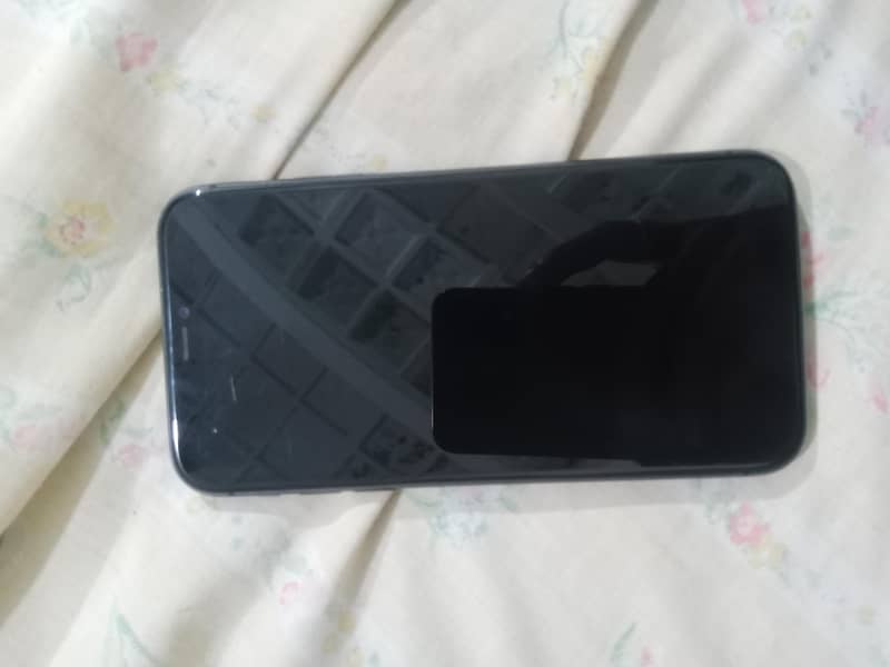 Apple iPhone 11 1