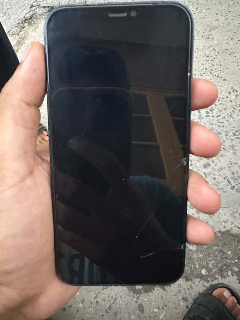 Apple iPhone 12 2