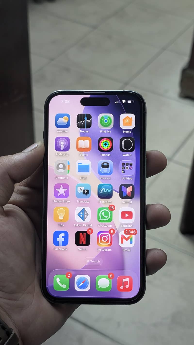 Apple iPhone 14 Pro 1