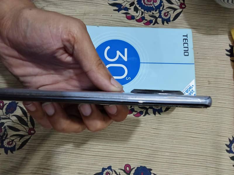 Tecno CAMON 30S 2