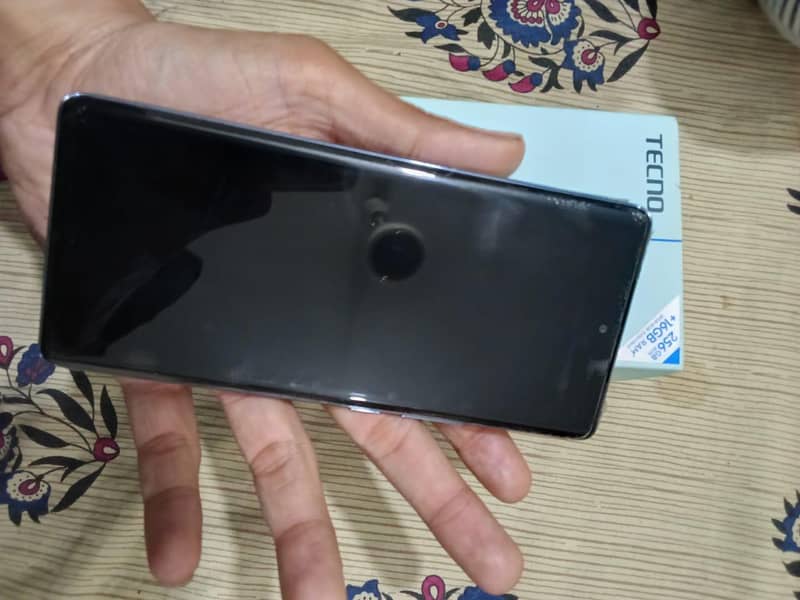 Tecno CAMON 30S 3